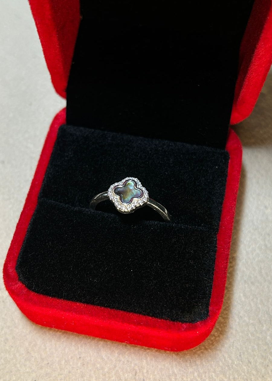 Anillo Luz de Trébol